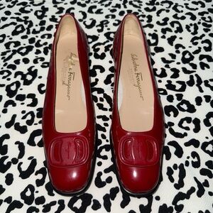 CHERRY 🍒 RED patent LEATHER Salvatore Ferragamo ❣️ loafers with signature logo